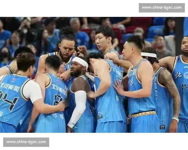 CBA焦点对决：上海与北京鏖战全场 谁能笑到最后